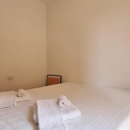 Da Maris Flat Όλμπια